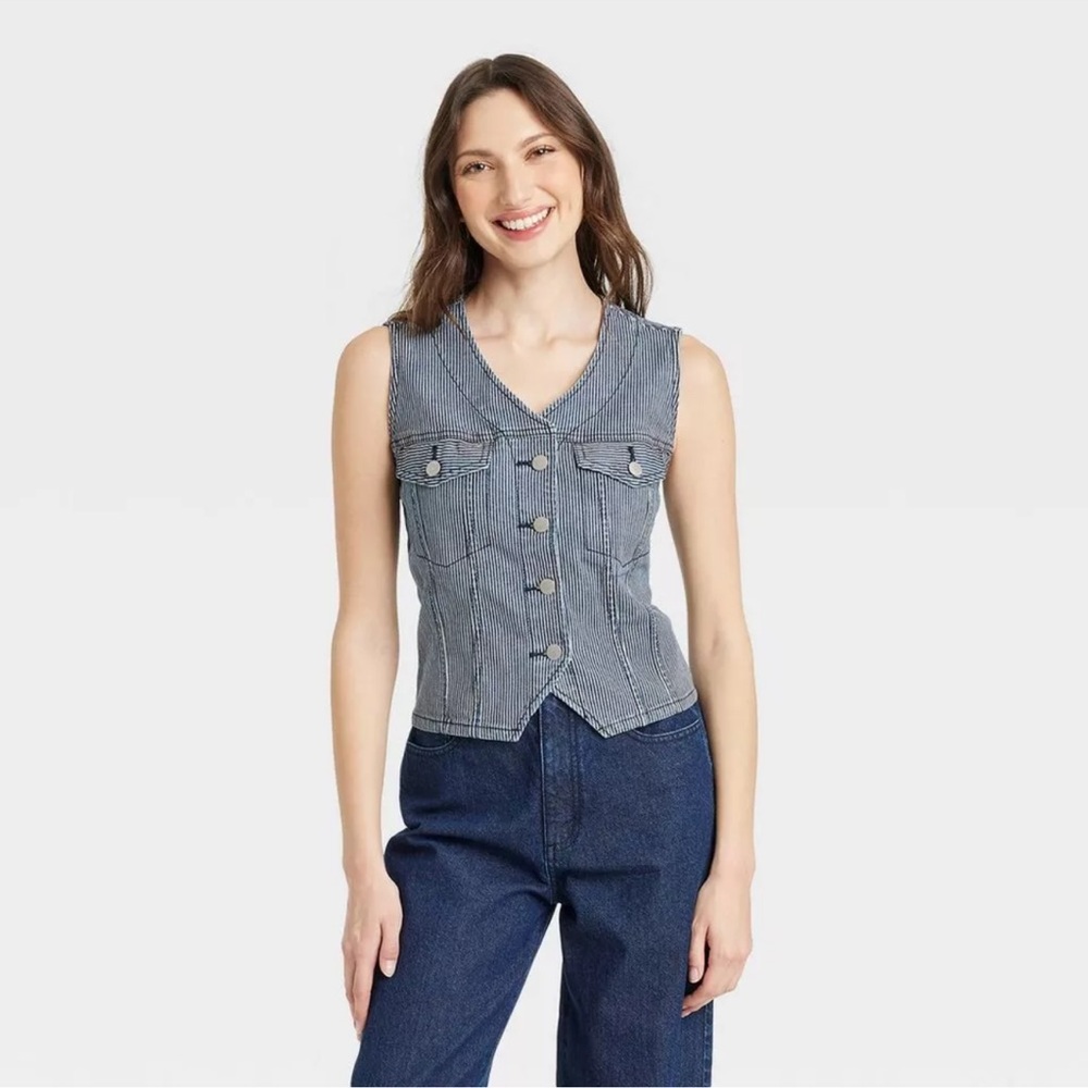 Women's V-Neck Denim Vest - Universal Thread Blue M